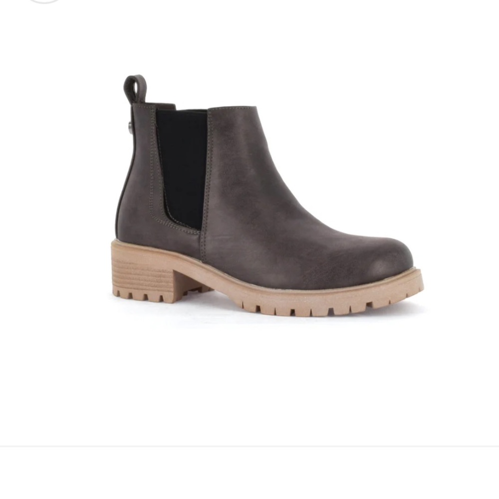 Seven7 Billie Chelsea Boot